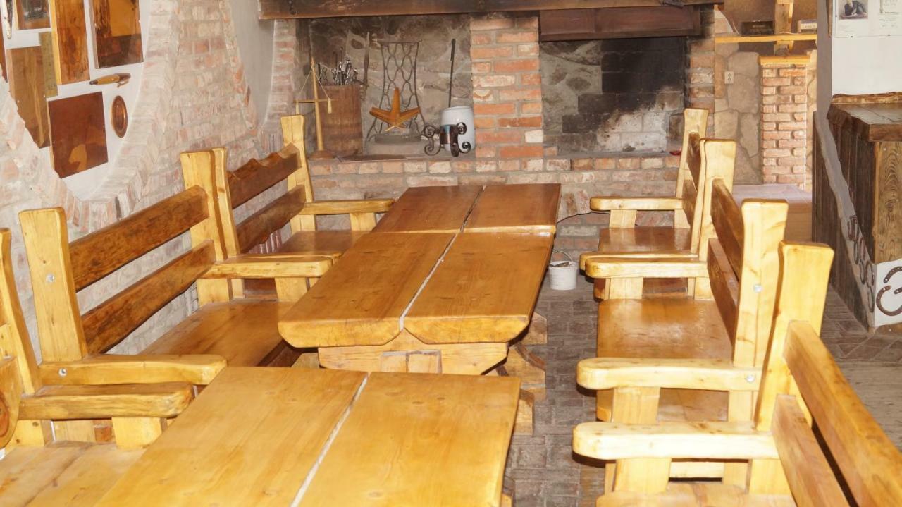 Guest House Jumiezis Pļaviņas Εξωτερικό φωτογραφία