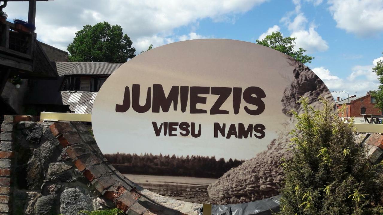 Guest House Jumiezis Pļaviņas Εξωτερικό φωτογραφία